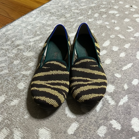 EUC Rothy’s animal stripe loafers - Picture 2 of 4